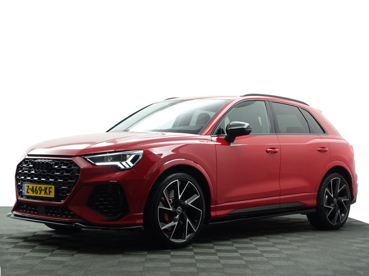 Foto van Audi RSQ3