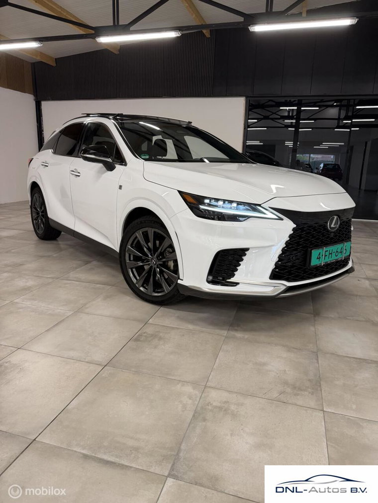 Foto van Lexus RX