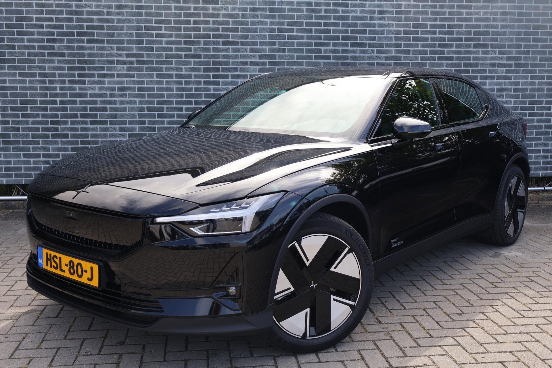 Foto van Polestar 2