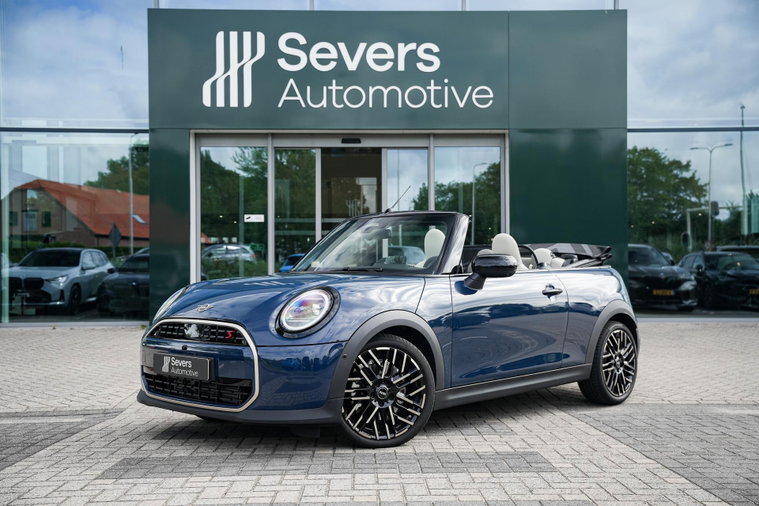 Foto van MINI Cooper S Cabrio