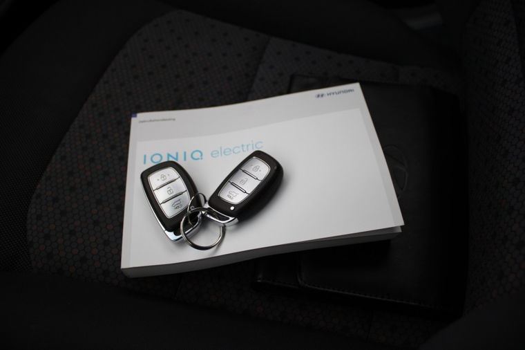 Hyundai IONIQ