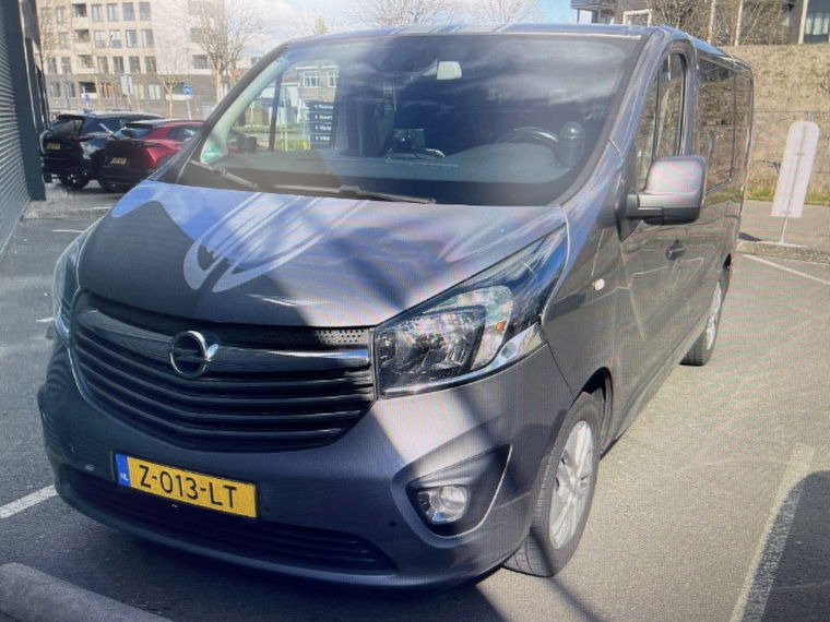 Foto van Opel Vivaro Combi