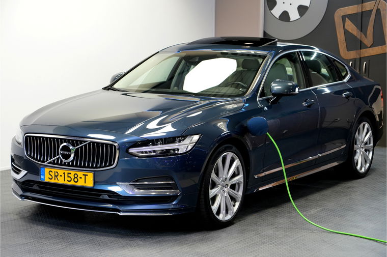 Volvo S90
