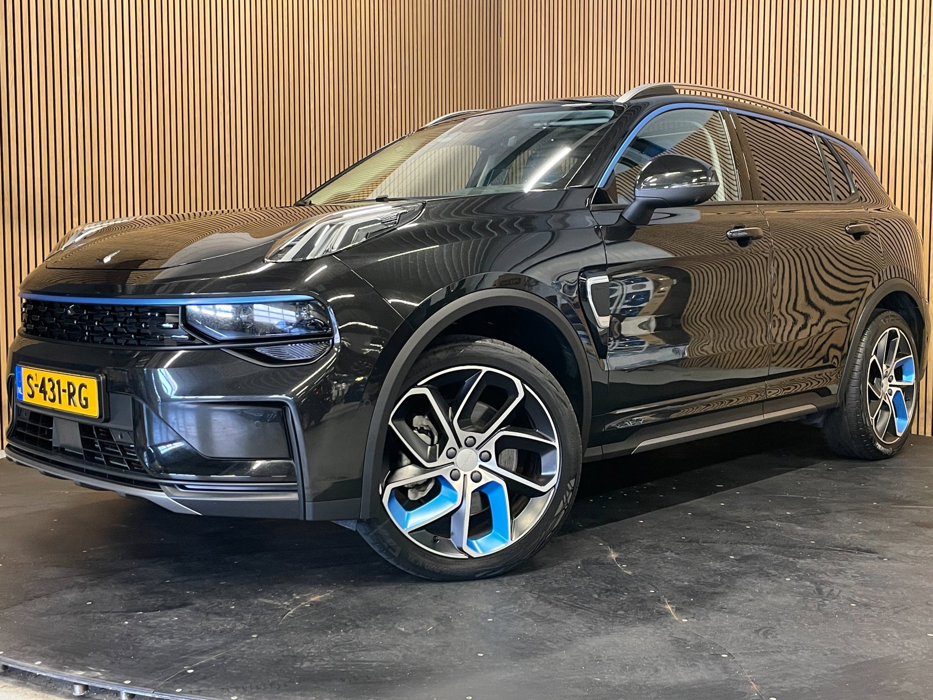 Foto van Lynk & Co 01