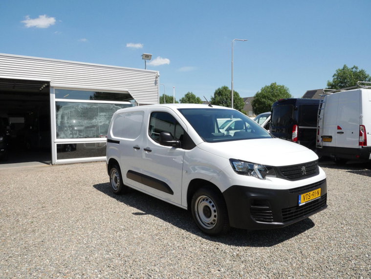 Foto van Peugeot Partner