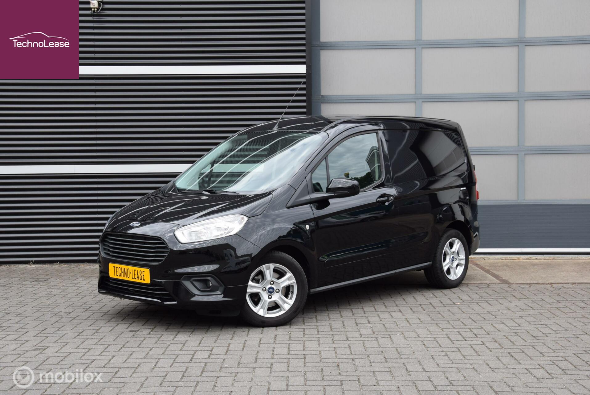 Foto van Ford Transit Courier