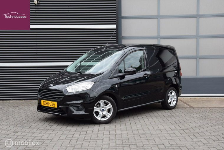 Foto van Ford Transit Courier