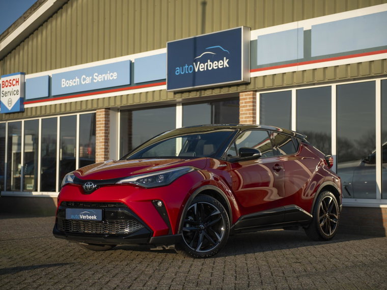 Toyota C-HR foto 1