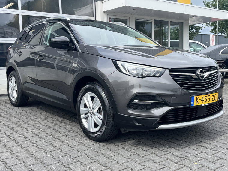 Opel Grandland X foto 1