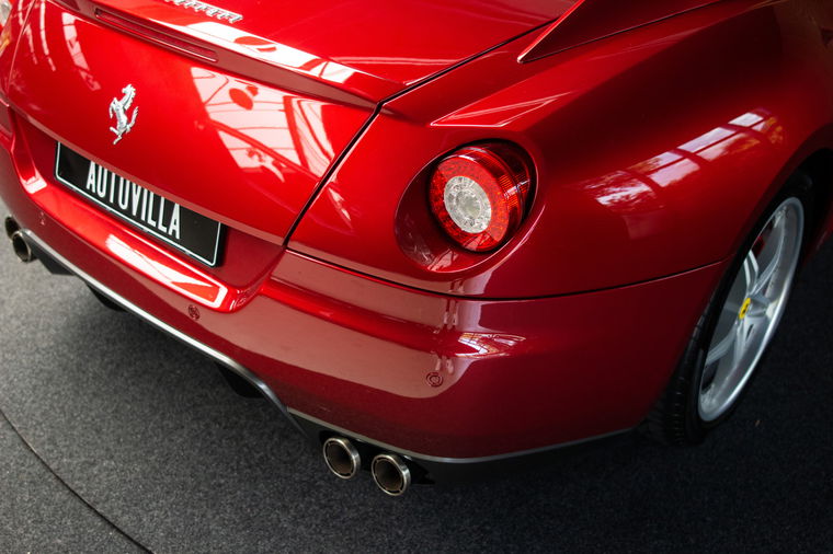 Ferrari 599