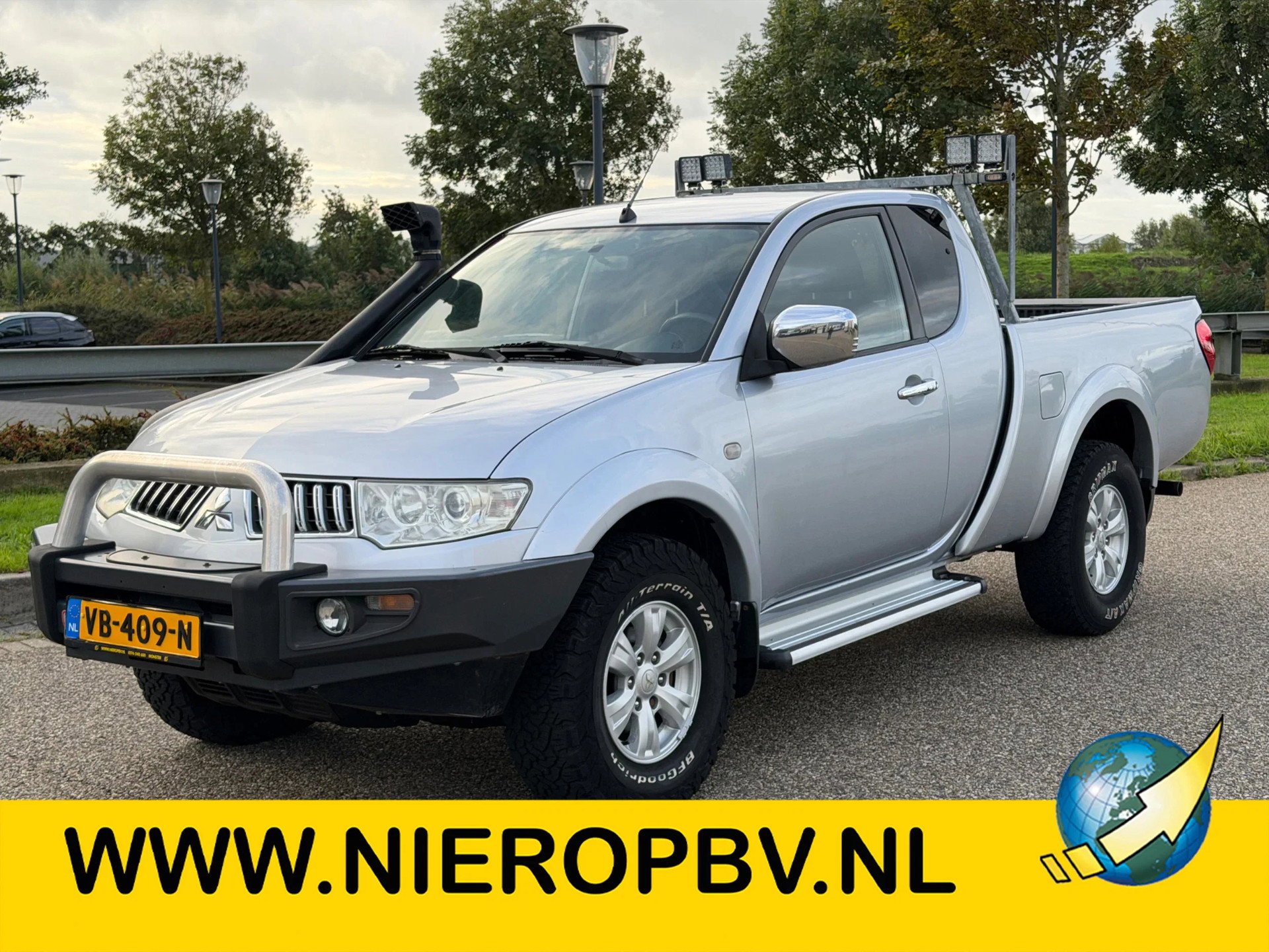Foto van Mitsubishi L200