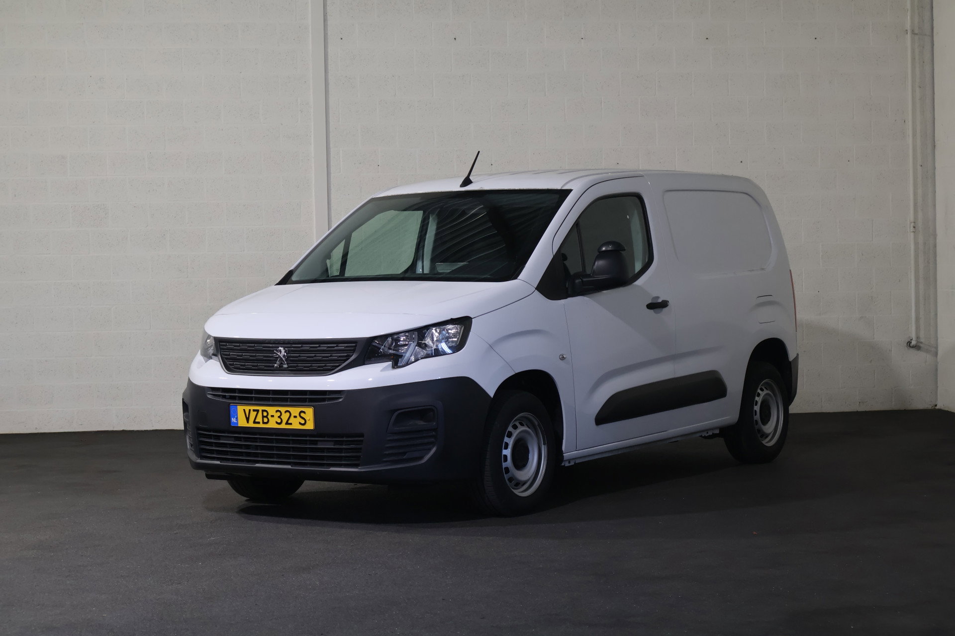 Foto van Peugeot Partner