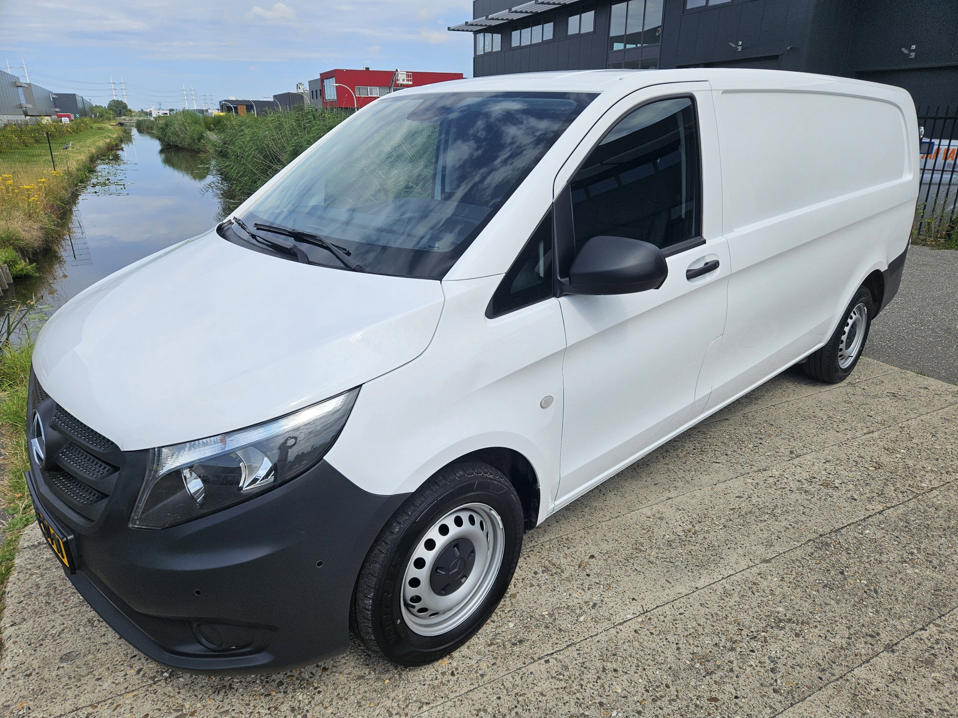 Foto van Mercedes-Benz Vito