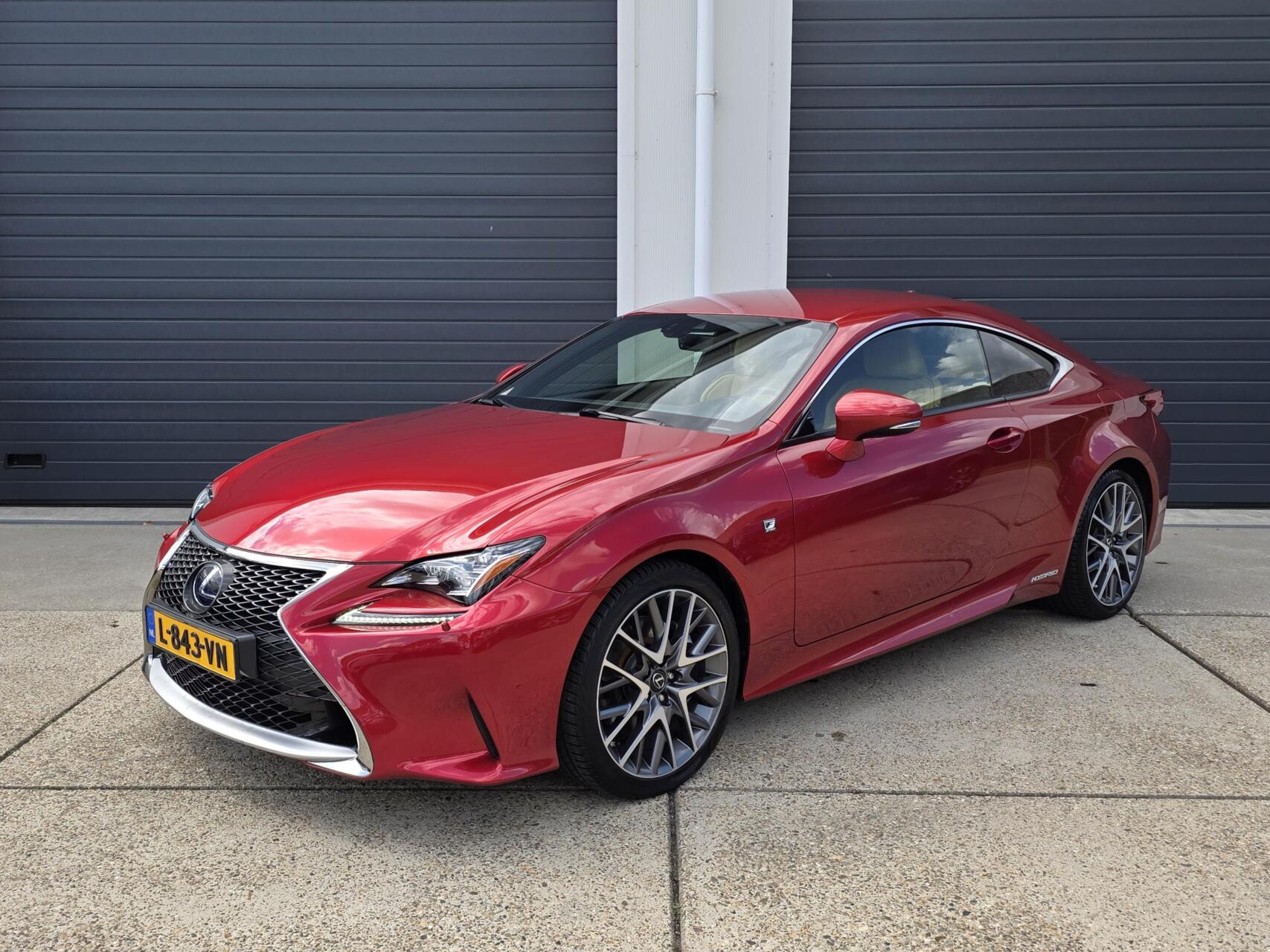 Foto van Lexus RC