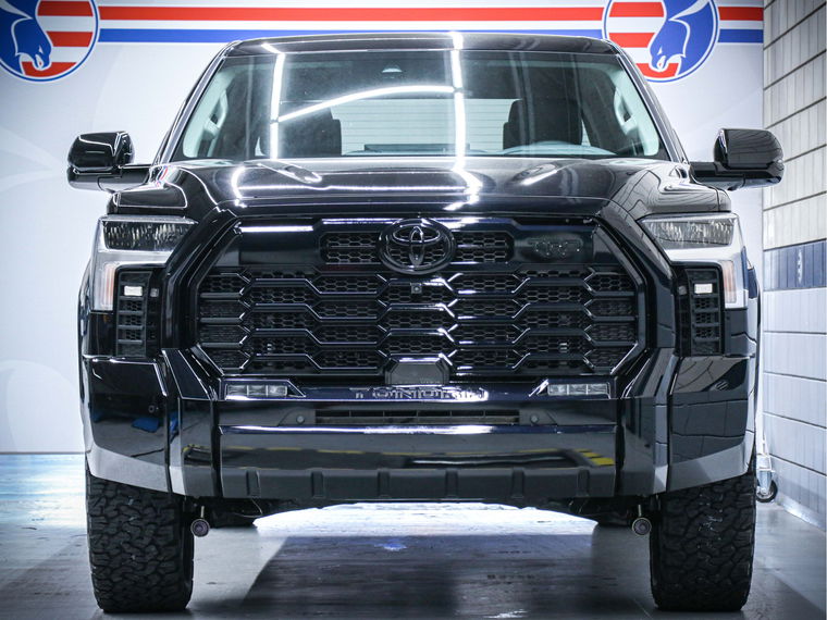 Toyota Tundra SR5 TRD Pro Sport
