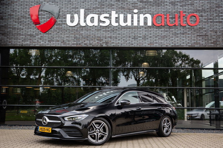 Mercedes-Benz CLA foto 1