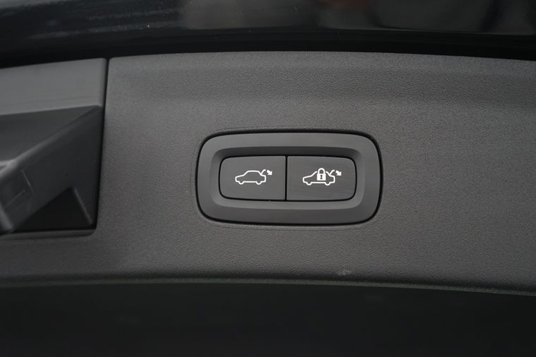 Polestar 2 Black Edition