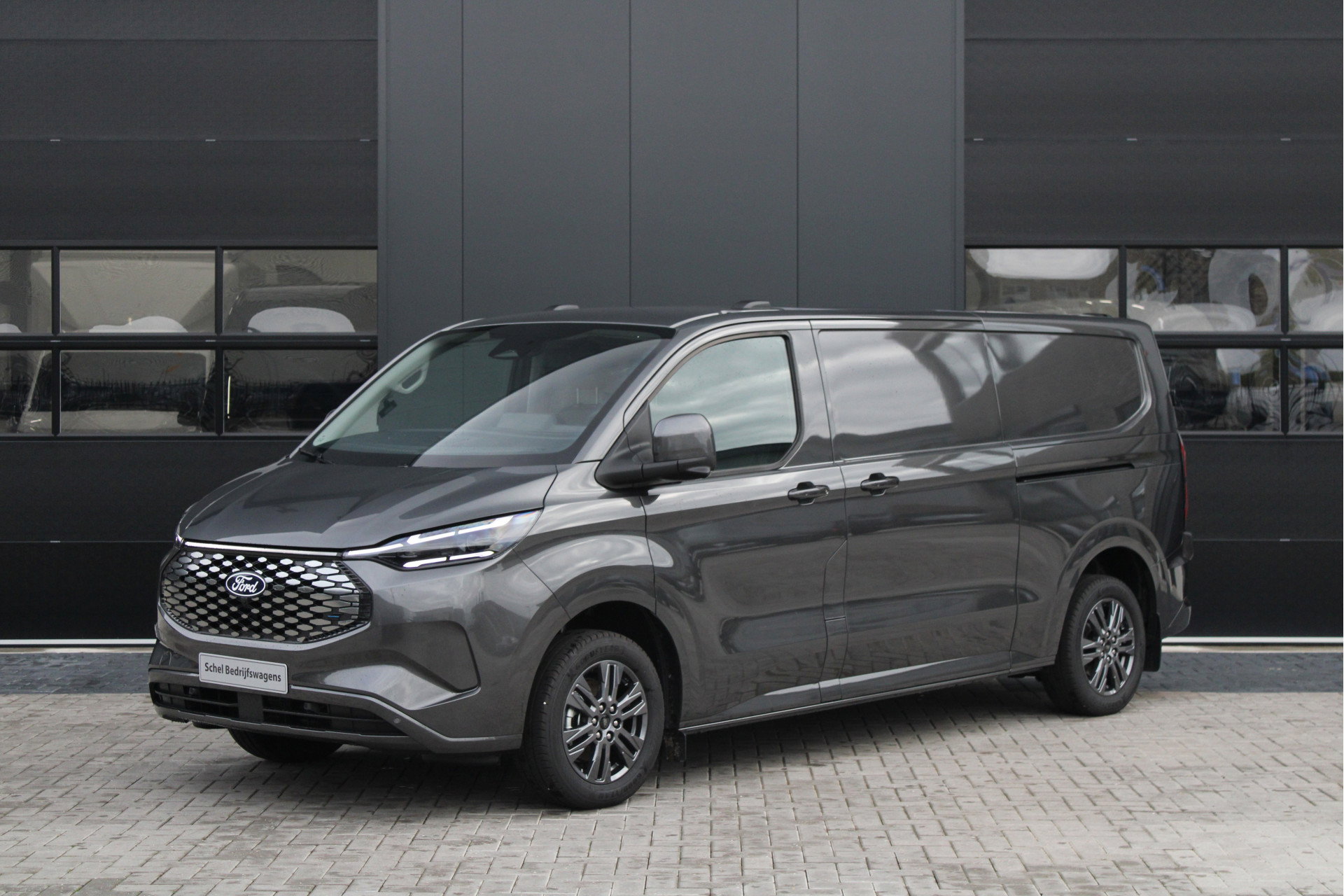 Foto van Ford E-Transit Custom