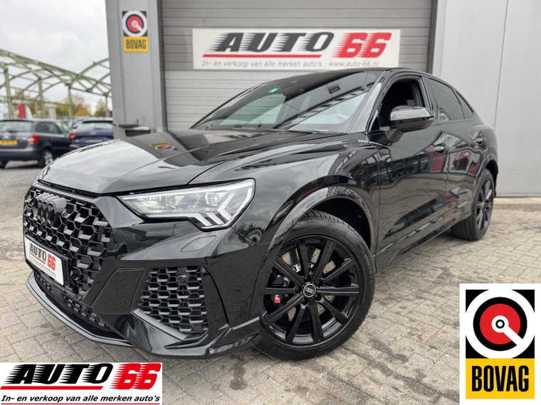 Foto van Audi RSQ3