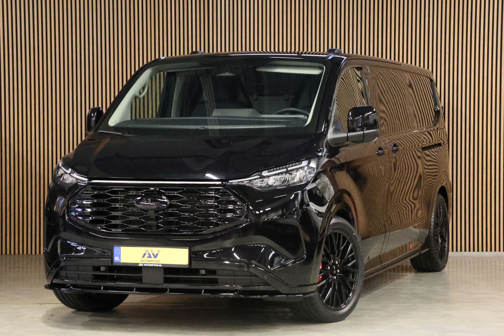 Foto van Ford E-Transit Custom
