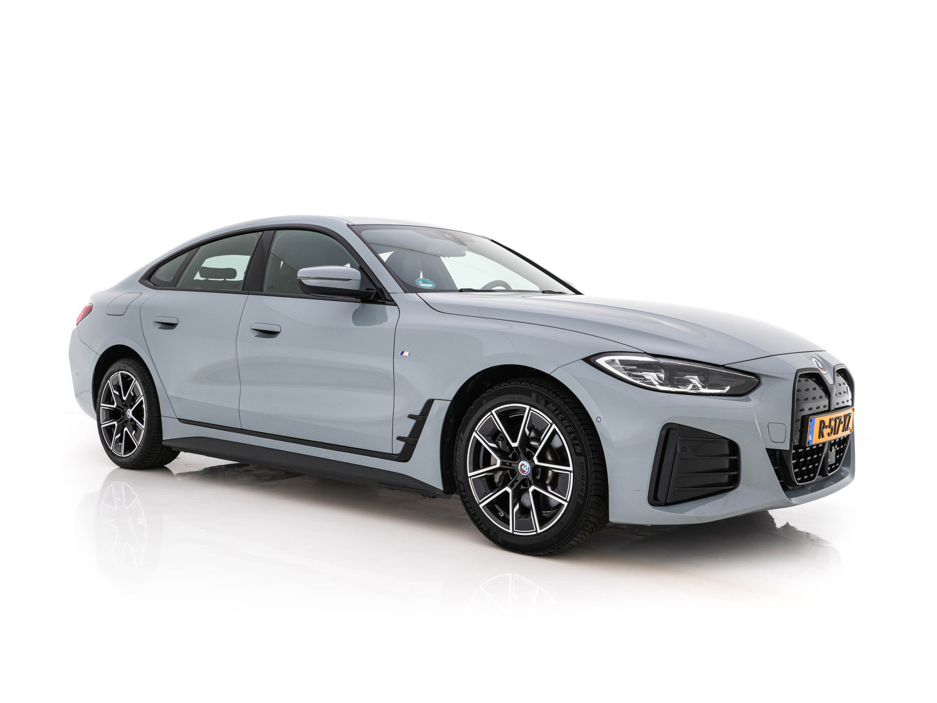 Foto van BMW i4