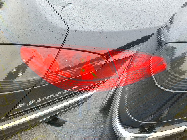 Peugeot 607