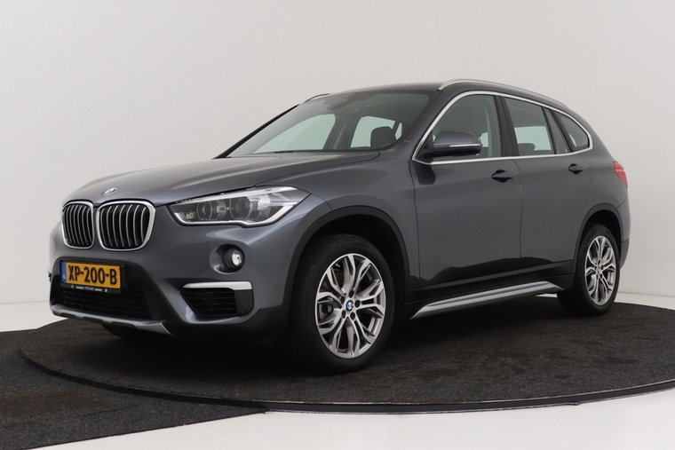 BMW X1 foto 1