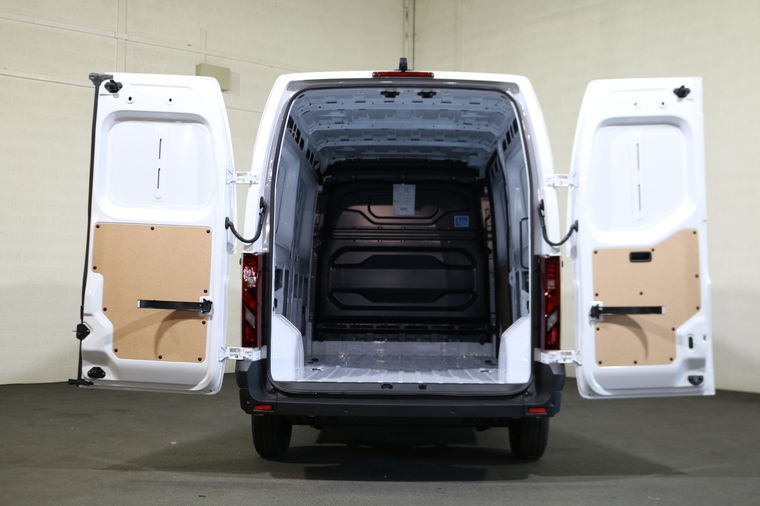 Nissan Interstar