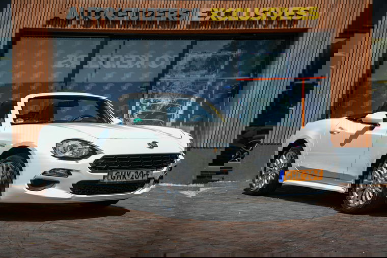 Fiat 124 Spider