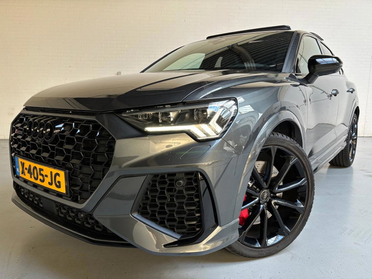 Foto van Audi RSQ3