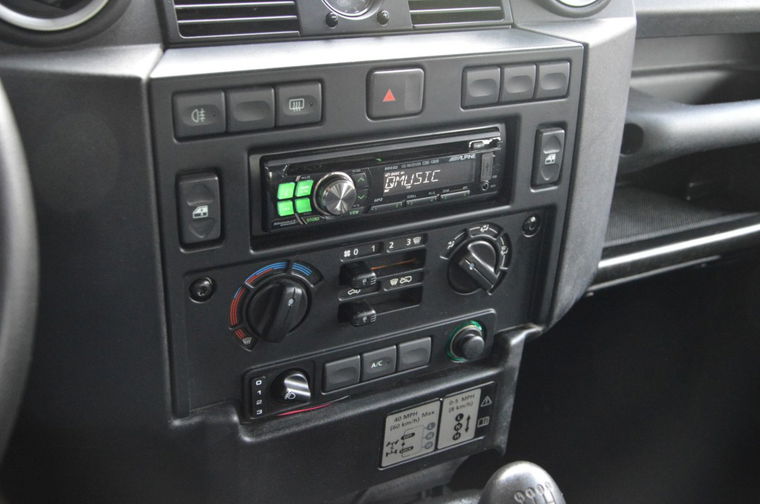 Land Rover Defender