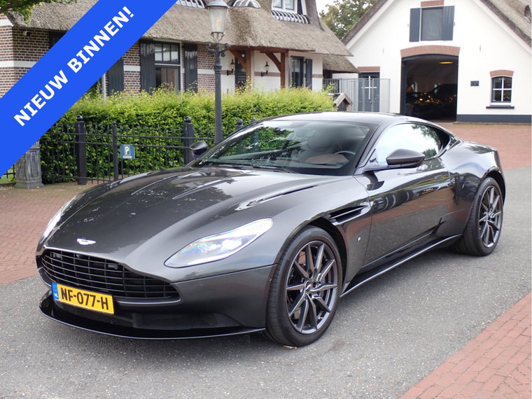 Foto van Aston Martin DB11