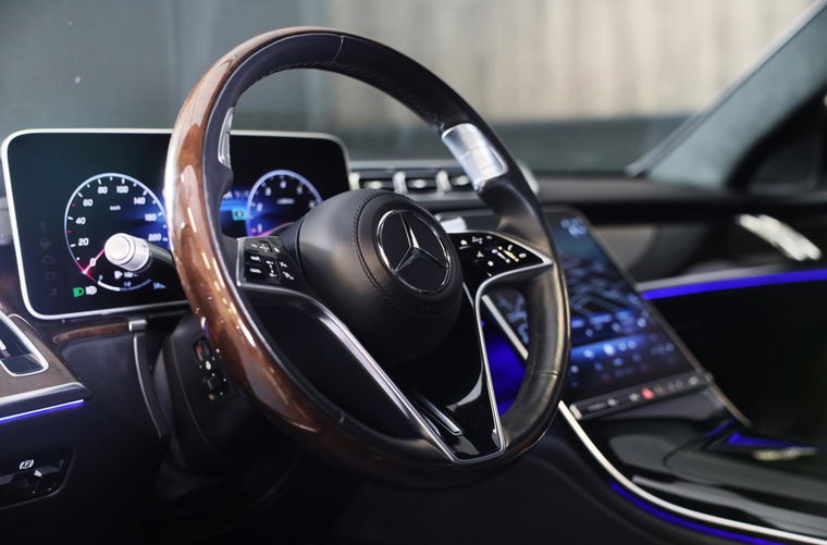 Mercedes-Benz S-Klasse