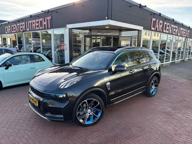 Lynk & Co 01