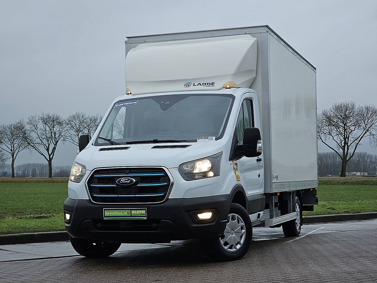 Foto van Ford E-Transit