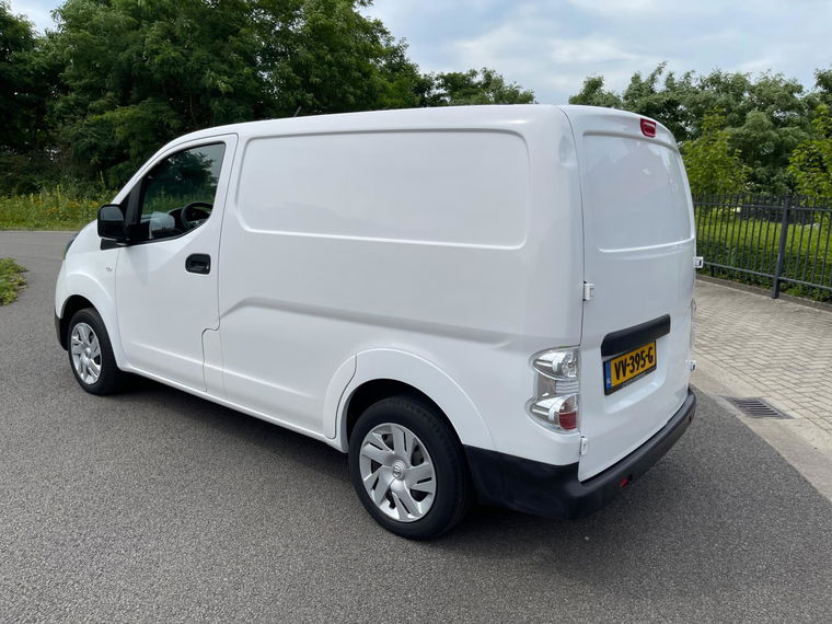 Nissan E-NV200