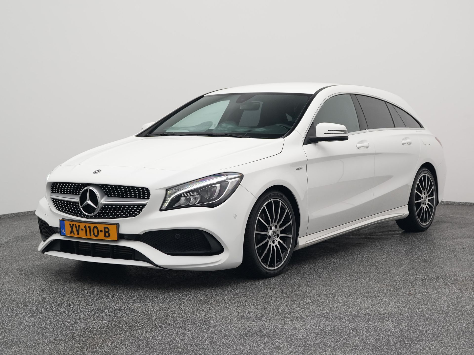 Foto van Mercedes-Benz CLA
