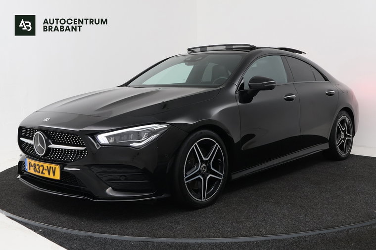 Mercedes-Benz CLA foto 1