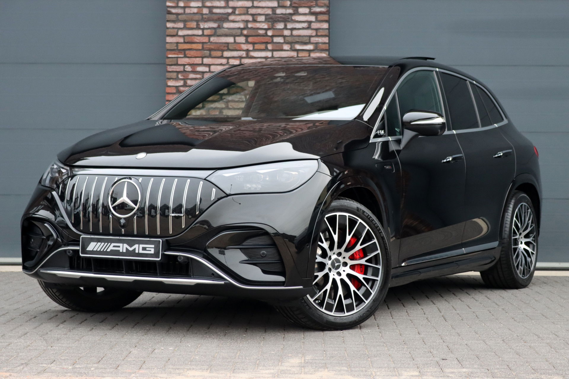 Foto van Mercedes-Benz EQE SUV