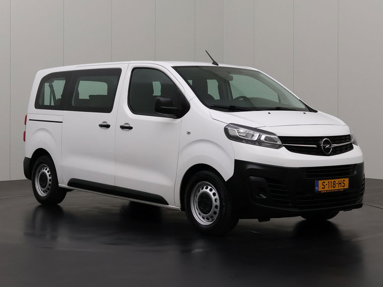 Foto van Opel Vivaro Combi