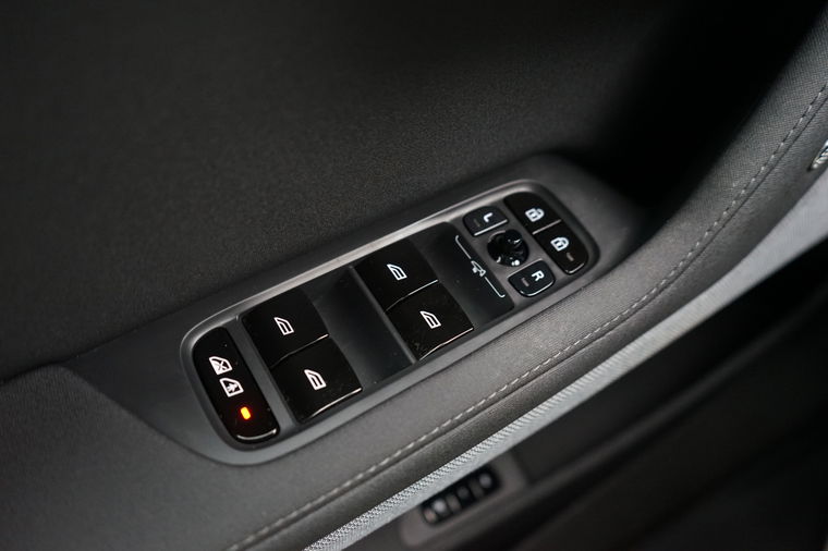 Polestar 2 Black Edition