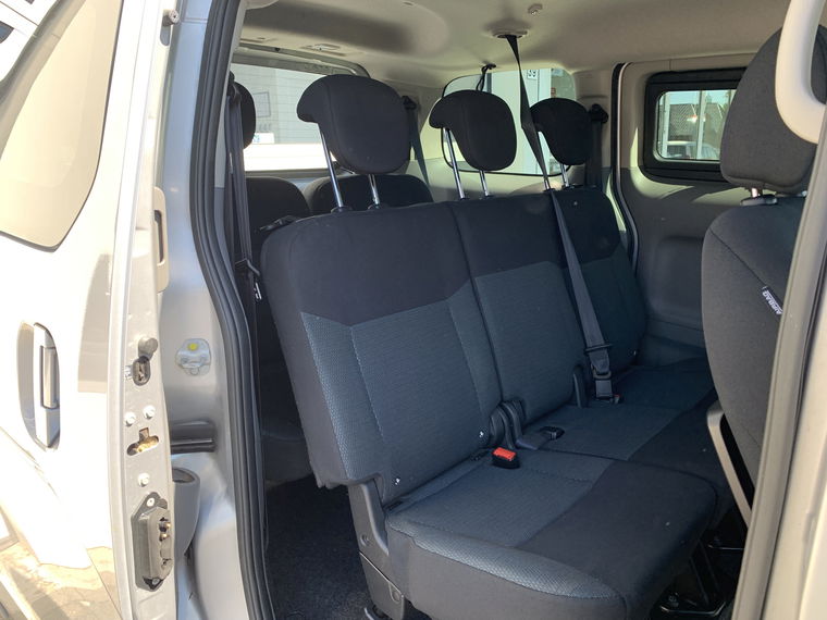 Nissan E-NV200