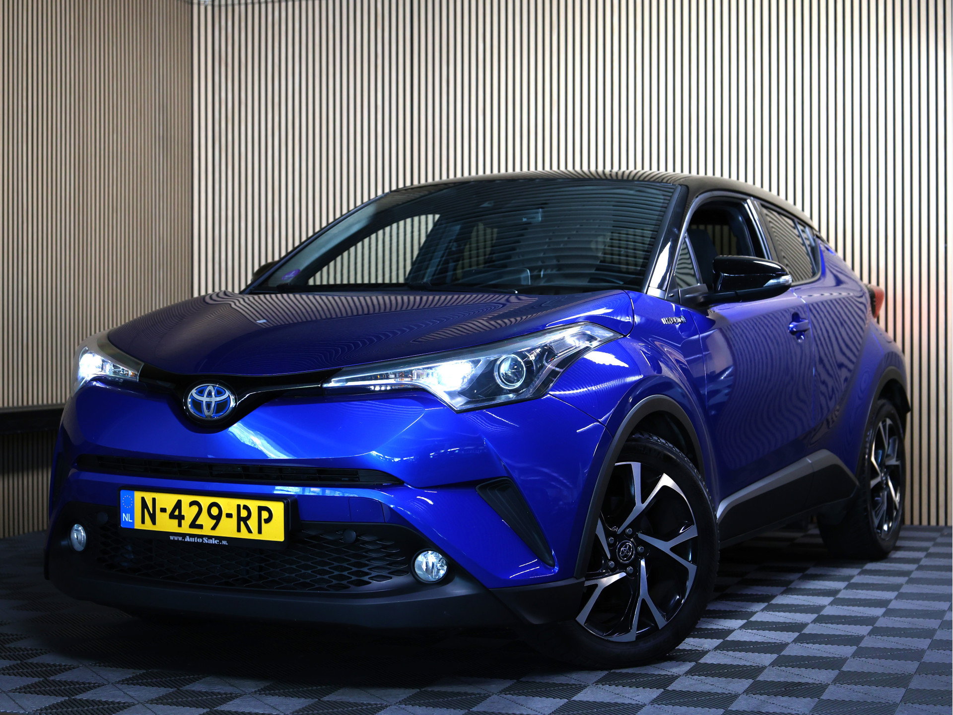 Foto van Toyota C-HR