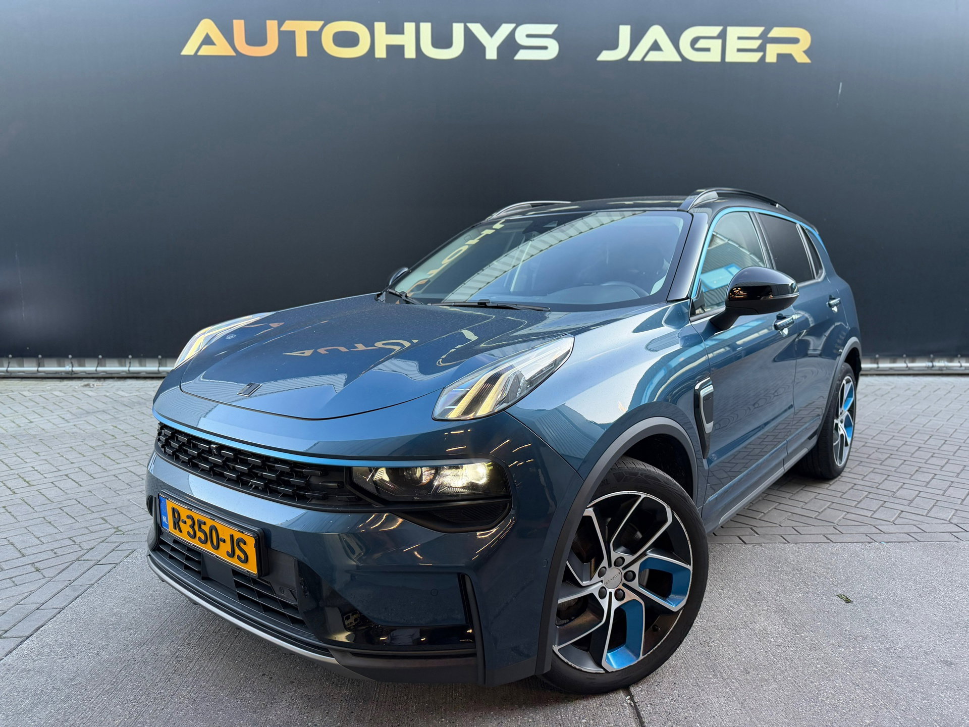 Foto van Lynk & Co 01