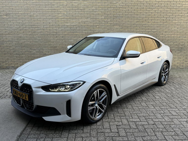 Foto van BMW i4