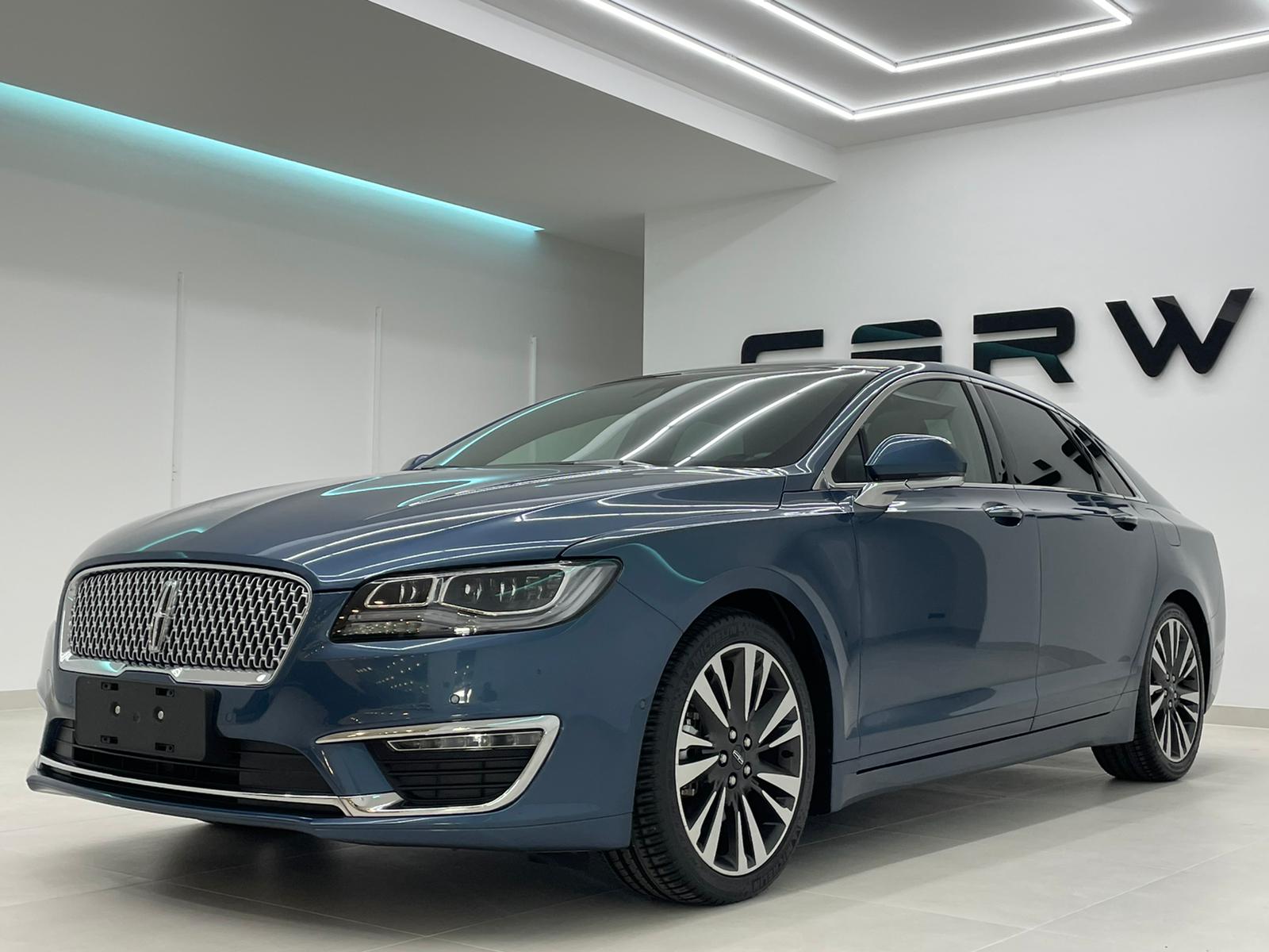 Foto van Lincoln MKZ Reserve