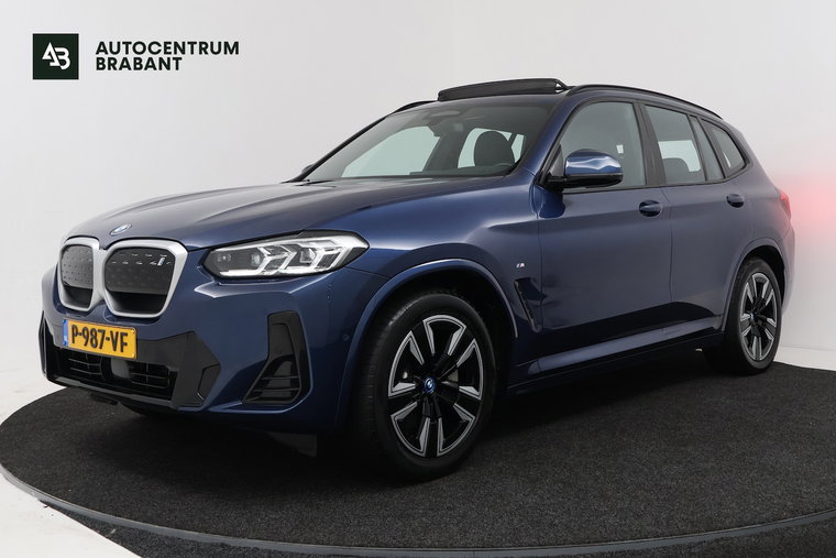 BMW iX3 foto 1