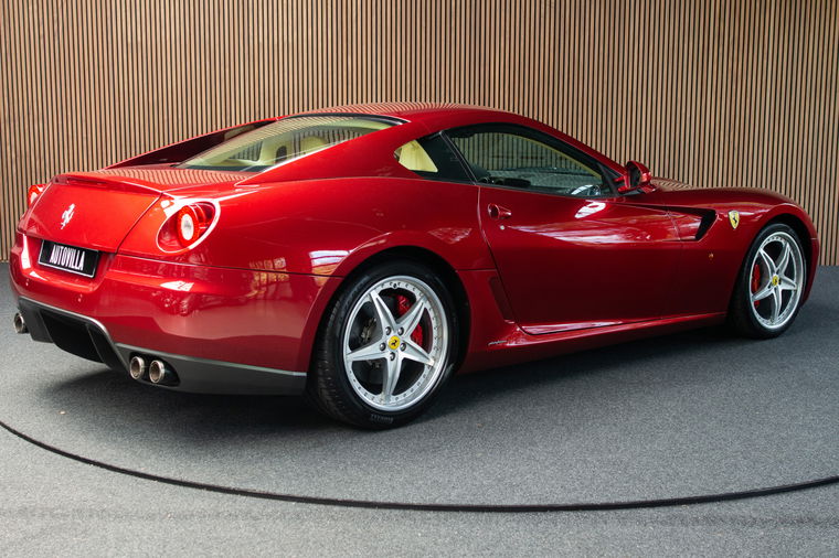 Ferrari 599