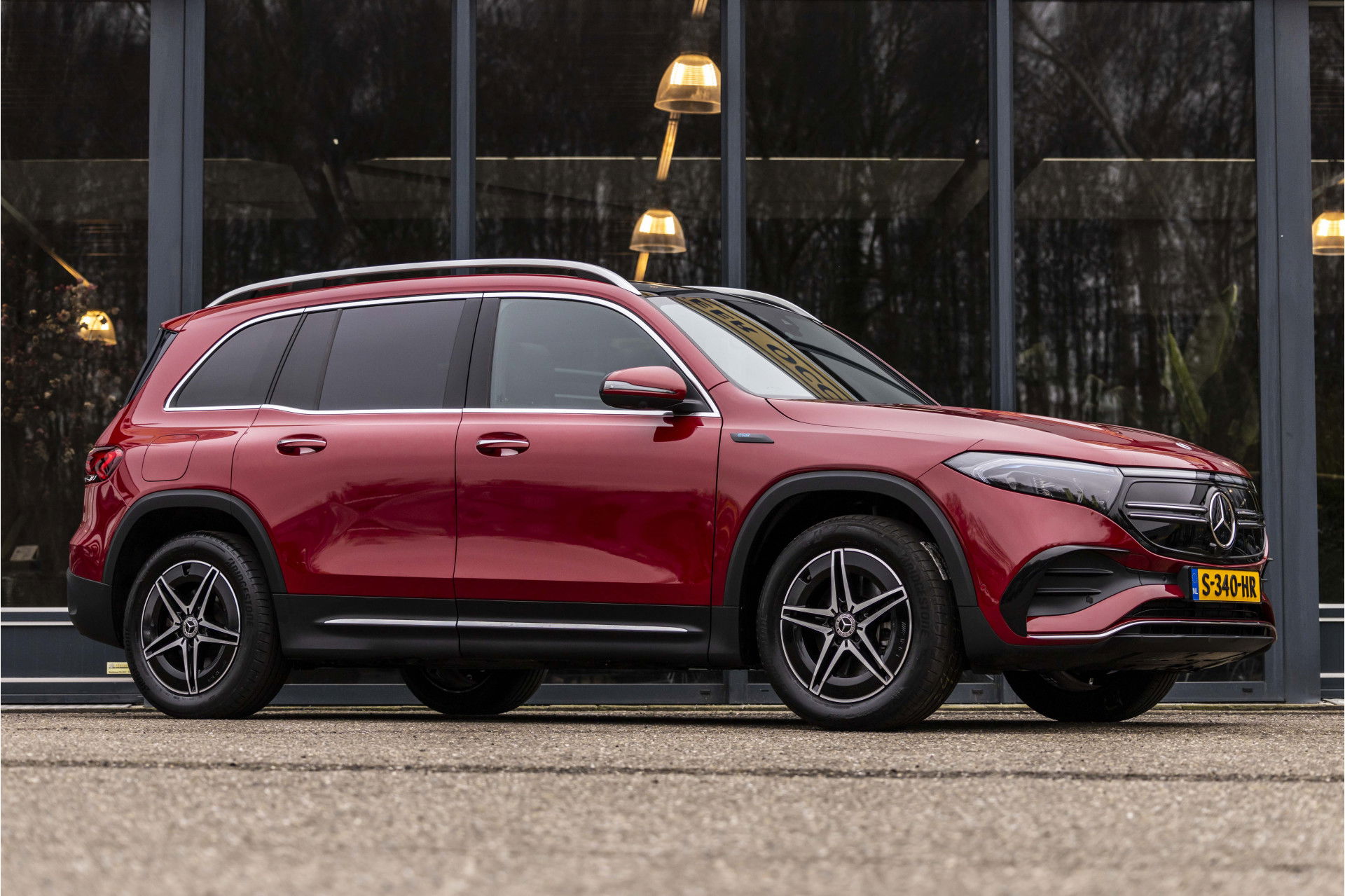 Foto van Mercedes-Benz EQB