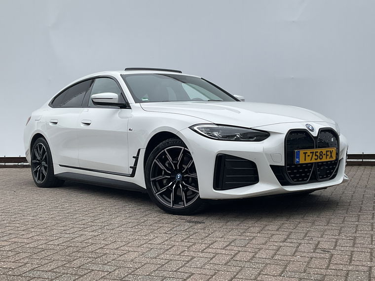 Foto van BMW i4